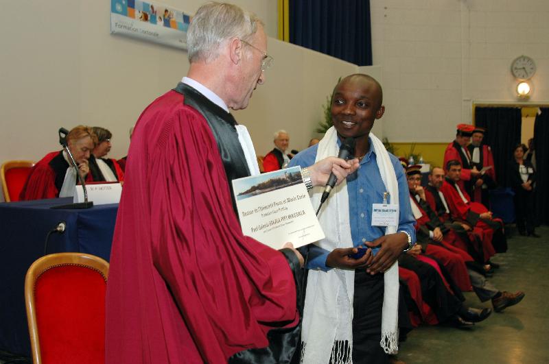 133remise_diplome2007 